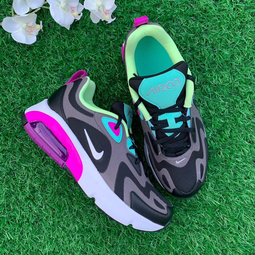 Nike Air Max 200 Womens - Picture 2 of 7